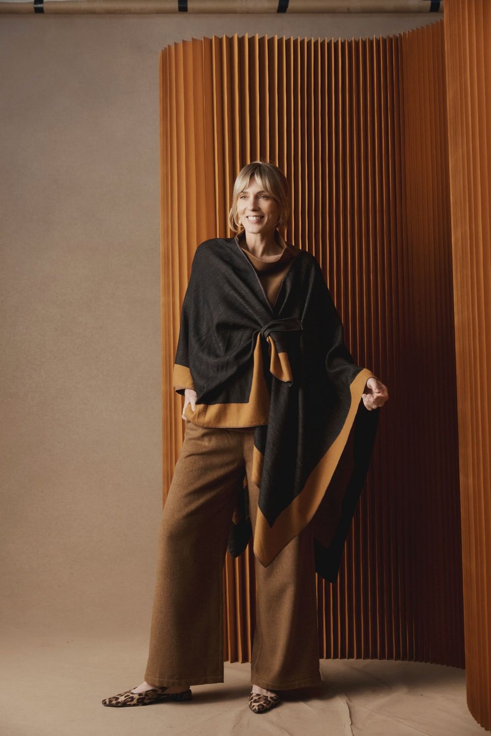 Ayla Cape - Camel/Char