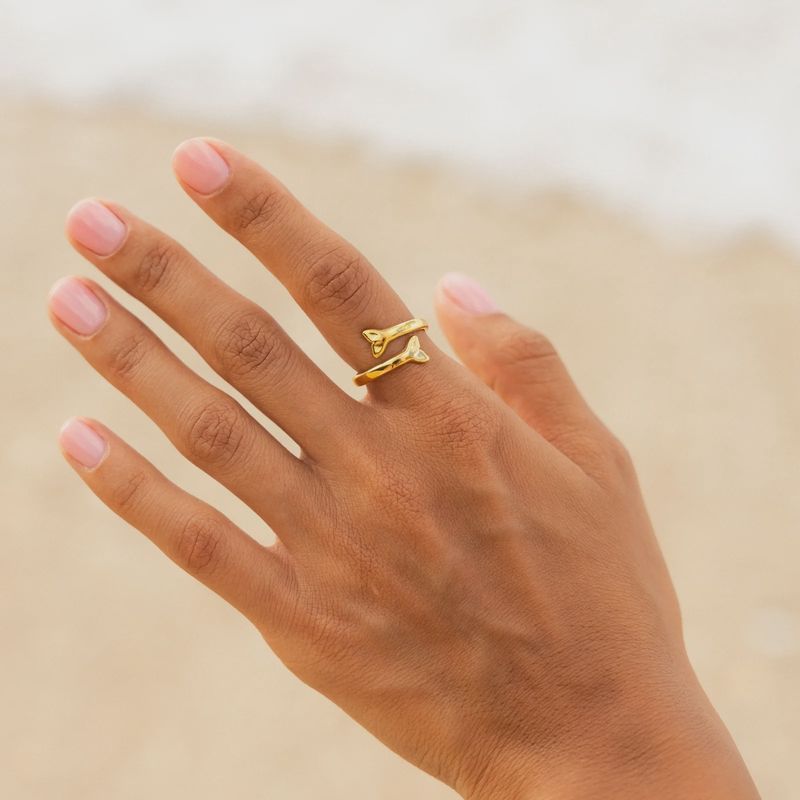 Whale Tail Ring