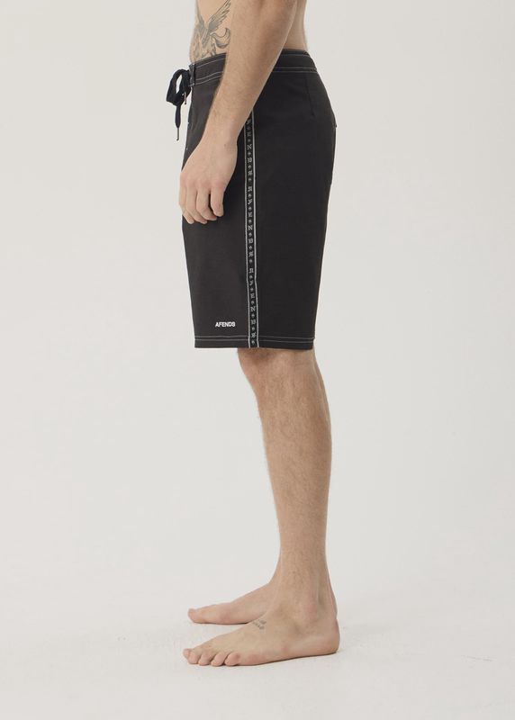 The Wreck Fixed Waist Board short 20-Black