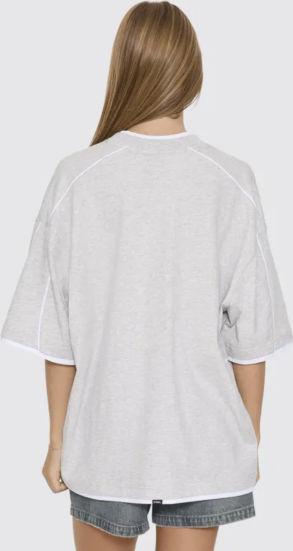 TOURNAMENT OF ROSES V NECK OVERSIZED TEE-SNOW MARLE