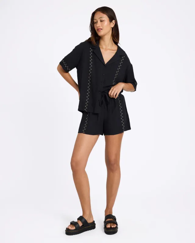 Womens Bloomz Shorts-Black