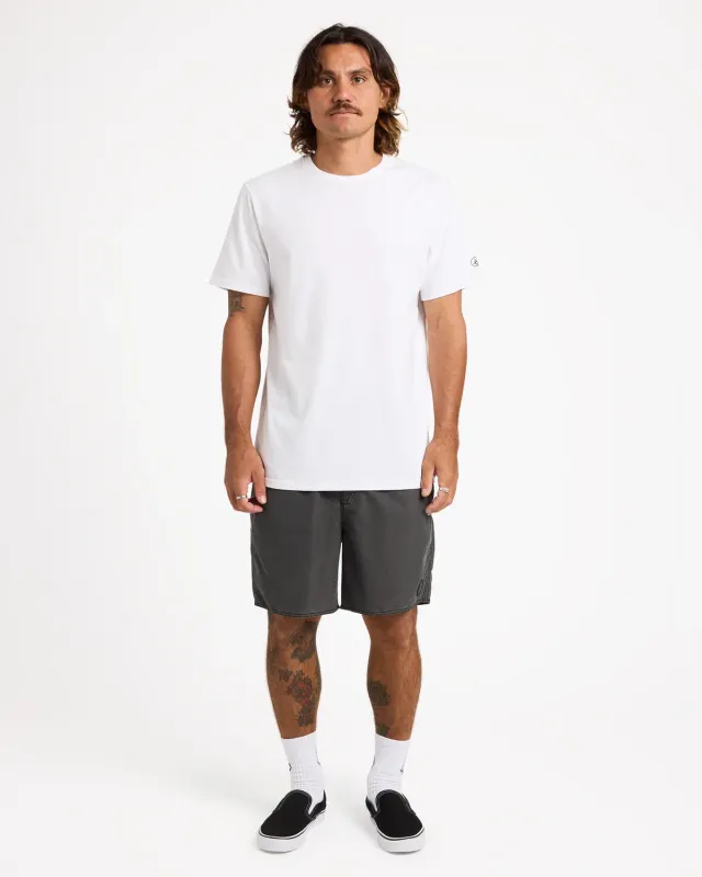 Center 17" Volley Shorts-Black