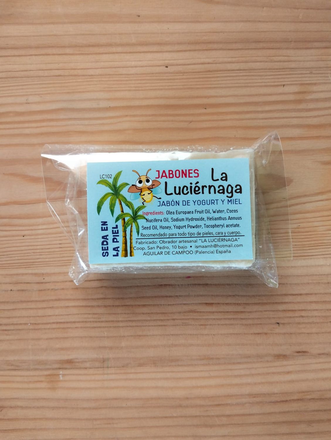 JABÓN ARTESANO DE YOGURT Y MIEL