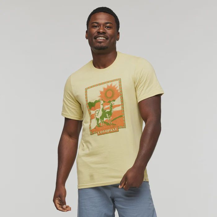 Men&#39;s Llama Greetings Organic T-Shirt, Color: Wheat, Size: L