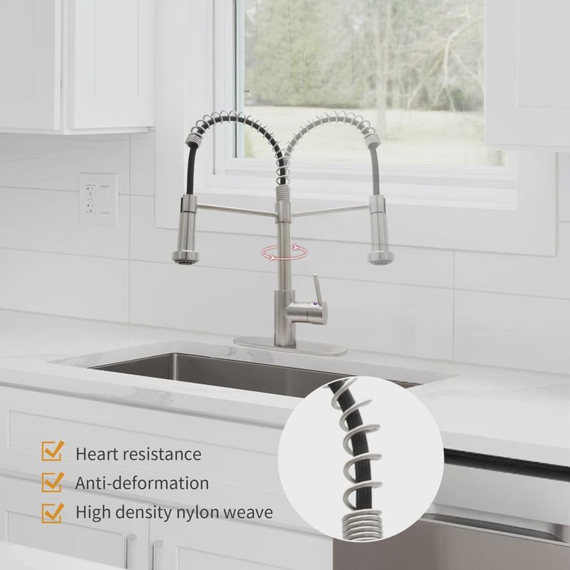 Pull Out Kitchen Faucet with Deck Plate 2 Spray Modes