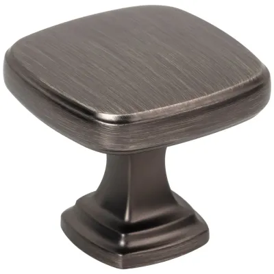 Knobs and Pulls
