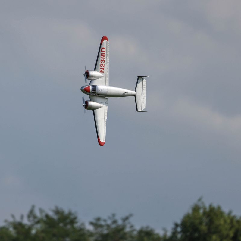 E-Flite Twin Beechcraft D18 1.5M Bnf Basic