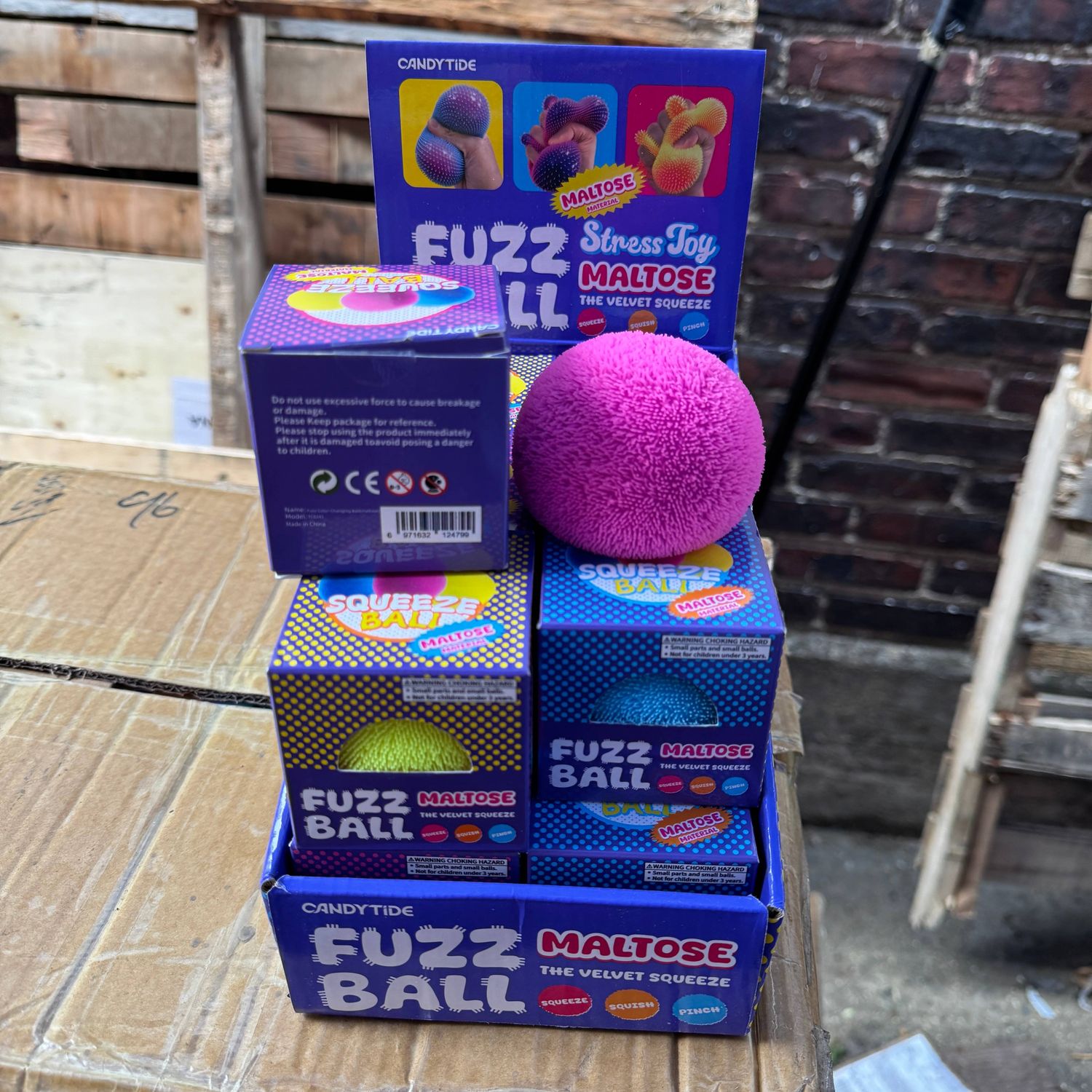 Sugar Squeeze Fuzzy Color Changing Ball 12/pk | A203