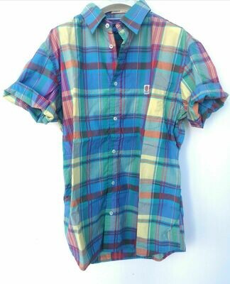 ​Short-sleeved checked shirt