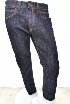 Dark wash stretch denim jeans