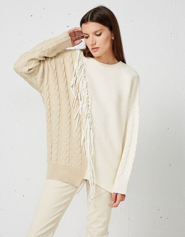 KNIT SWEATER WITH FRINGES