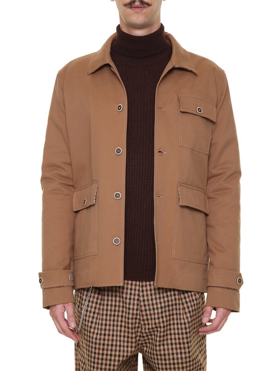 Regular jacket with large pockets