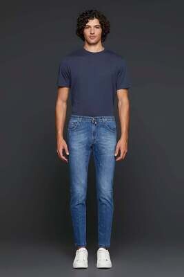 Slim fit jeans