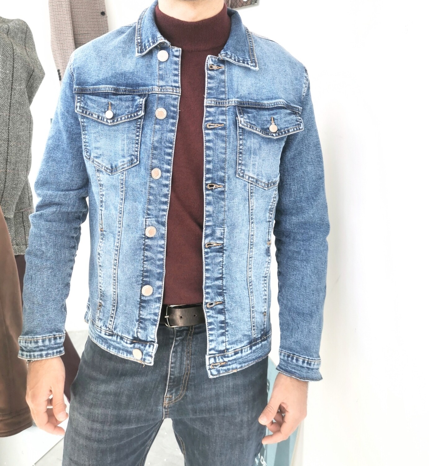​Slim denim jacket