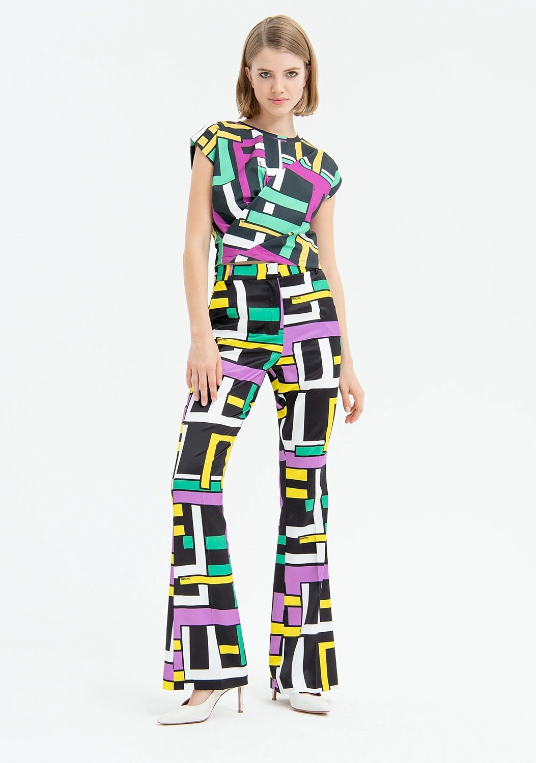 ​​Bootcut pants in geometric pattern