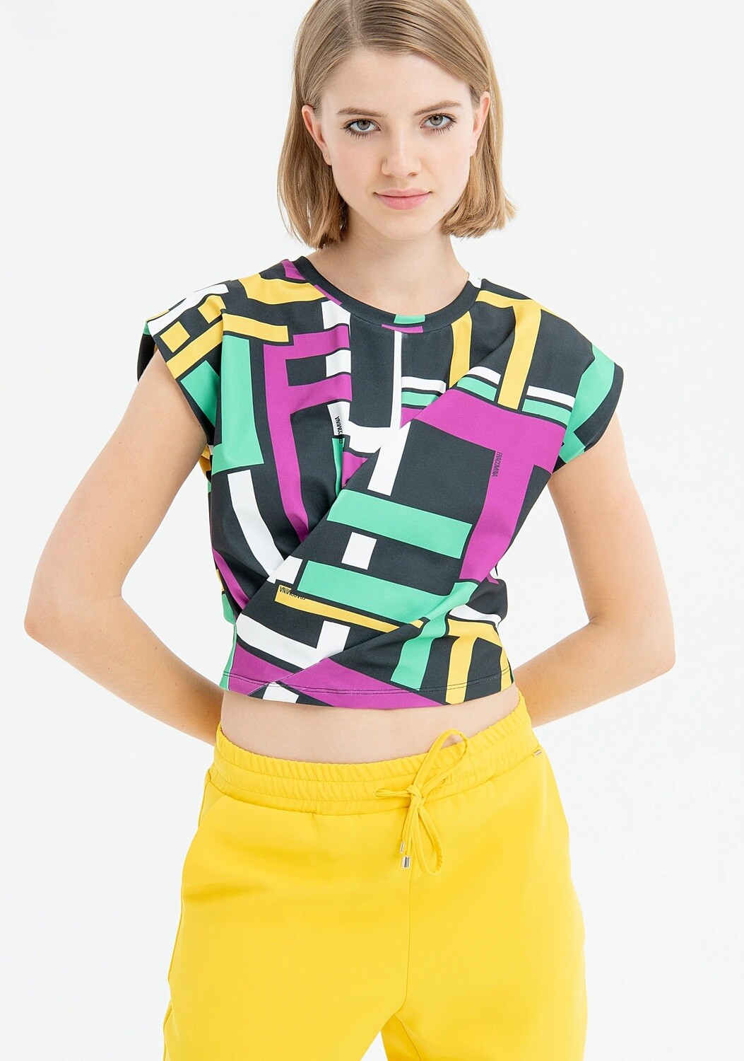 ​Top cropped in fantasia geometrica