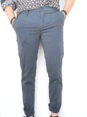 Slim chino pants