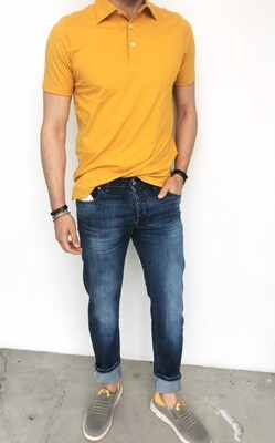 ​Slim jeans with medium wash