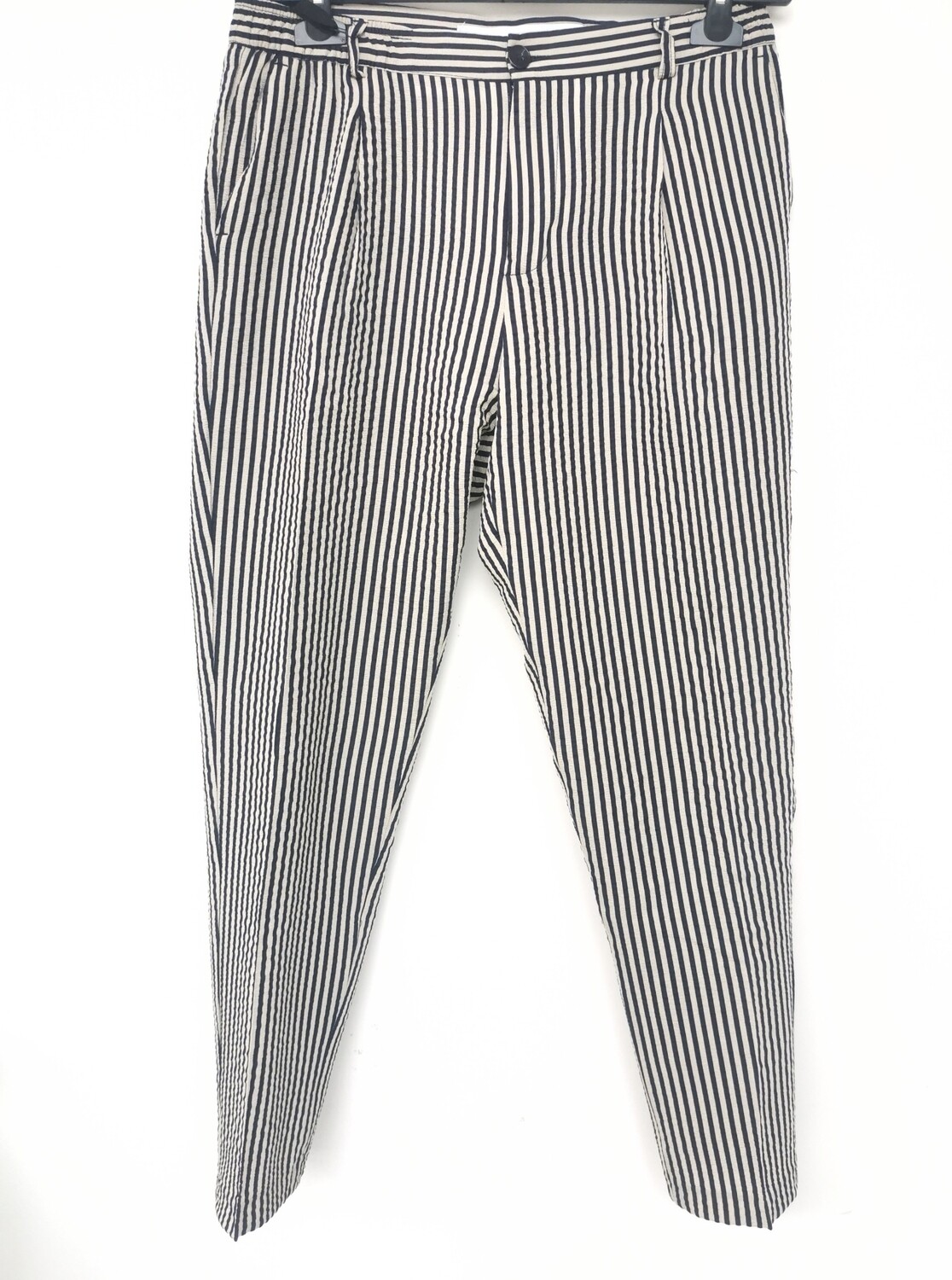 ​​Slim cropped striped chino pants