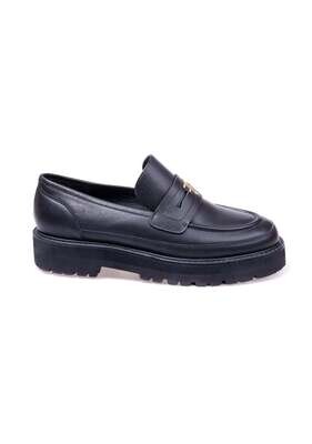 ​​Leather moccasins with low heel and platform