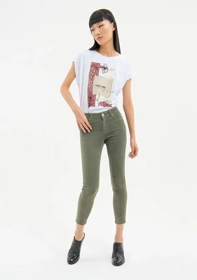 ​​Skinny shape up velvet pants