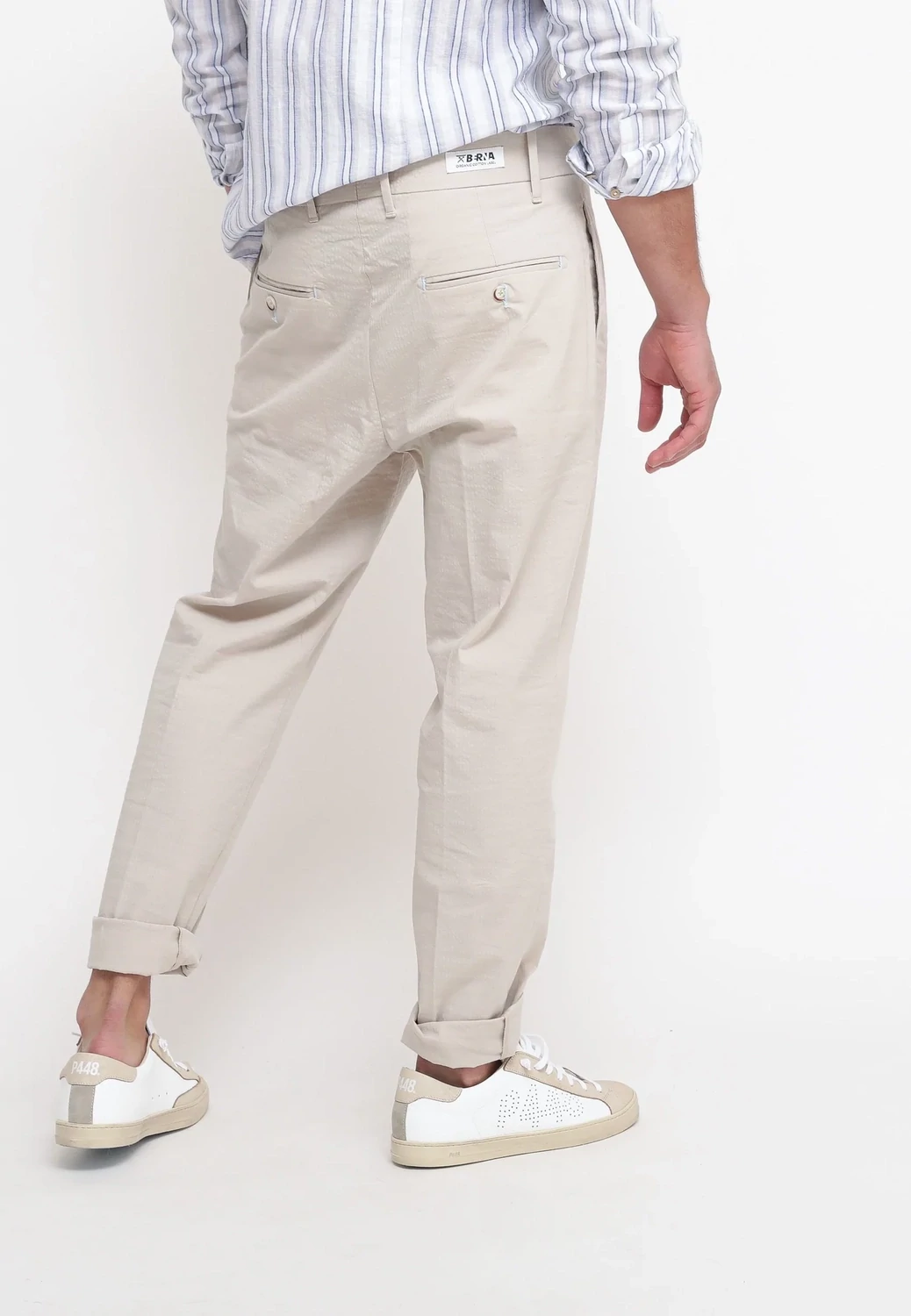 Chino pants in embossed cotton