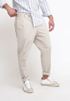 ​Chino pants in embossed cotton
