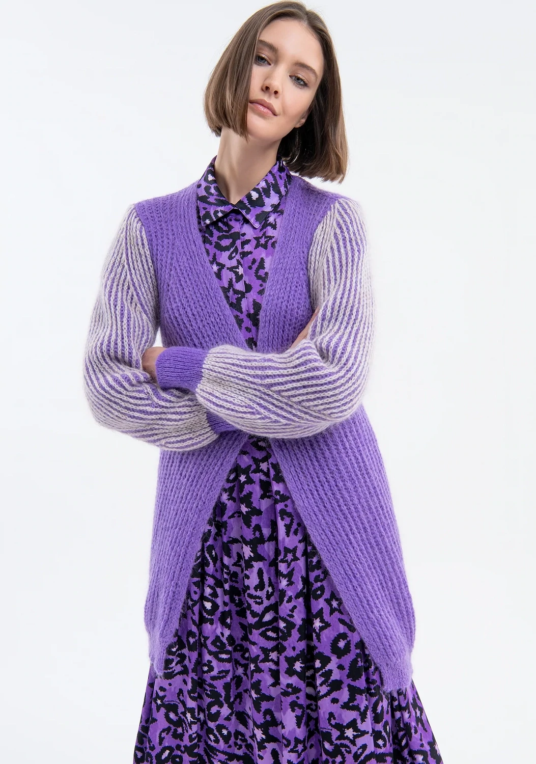​​Regular two-tone cardigan