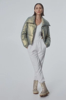 ​Shiny cropped eco down jacket