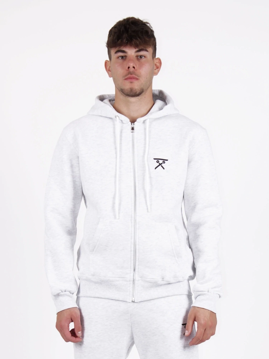 Zip sweatshirt with hood
