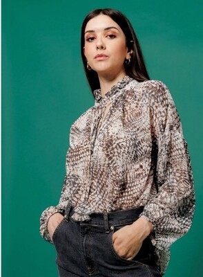 Over georgette blouse