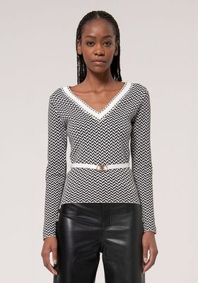 V neck slim sweater
