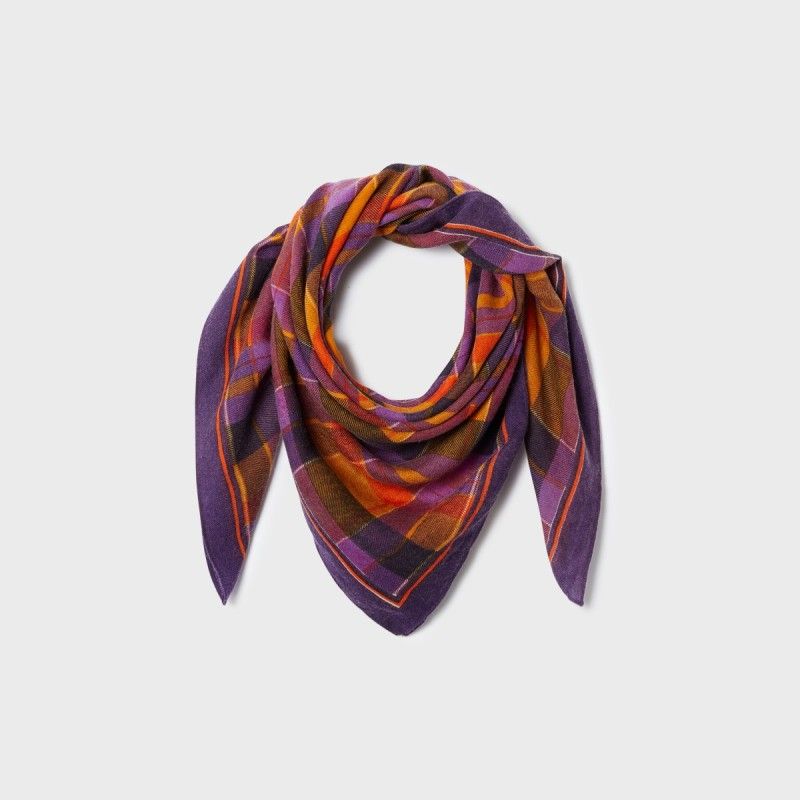 Extra fine wool scarf