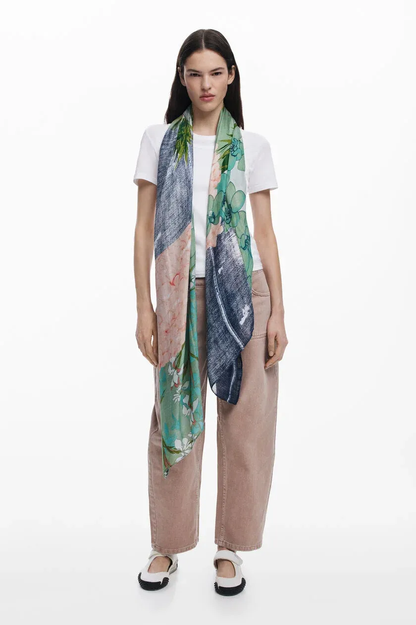 ​​Rectangular scarf with patchwork