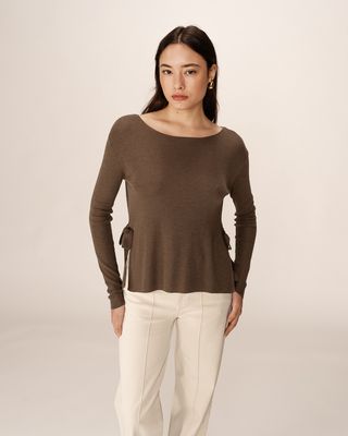 Boat neck sweater with laces