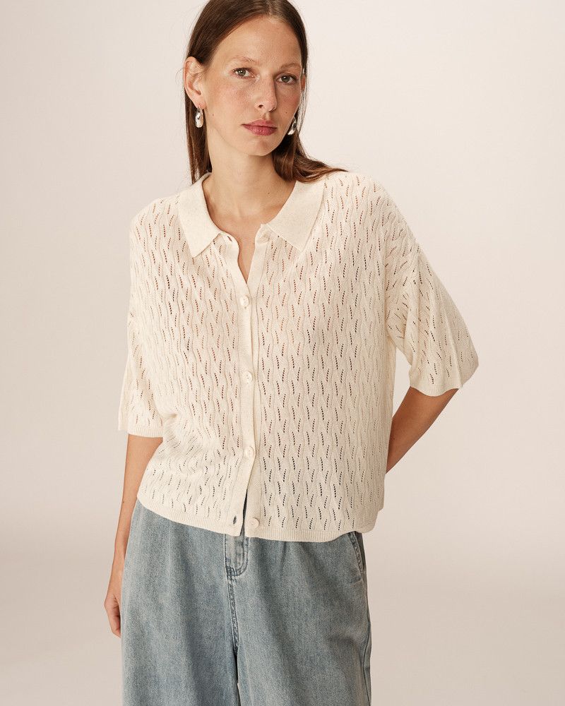​Regular cardigan with short sleeves