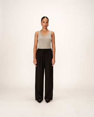 Straight trousers in cool wool