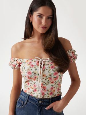 Crop top with English lace