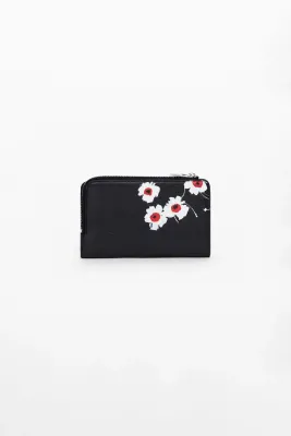 Wallet with floral print