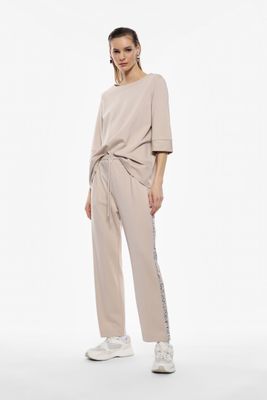 ​​Jogging pants with side sequins