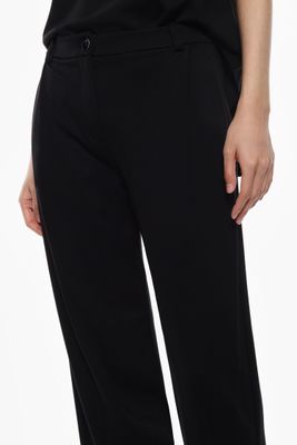 Cropped pants with pleats