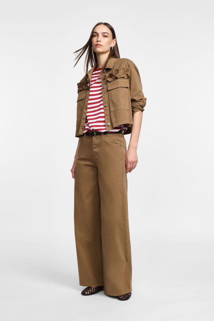 ​​Wide trousers with belt​