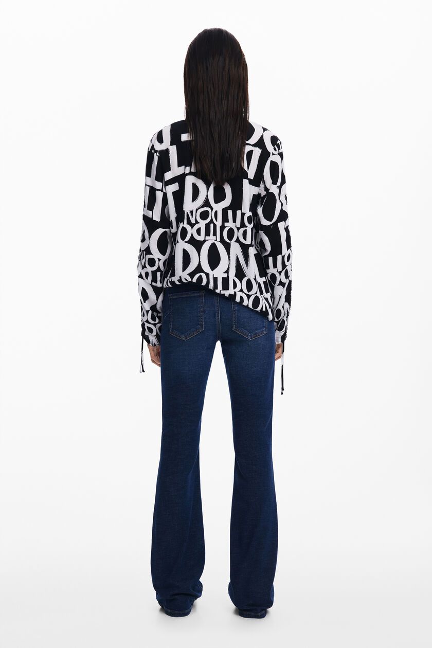 Regular blouse with lettering print