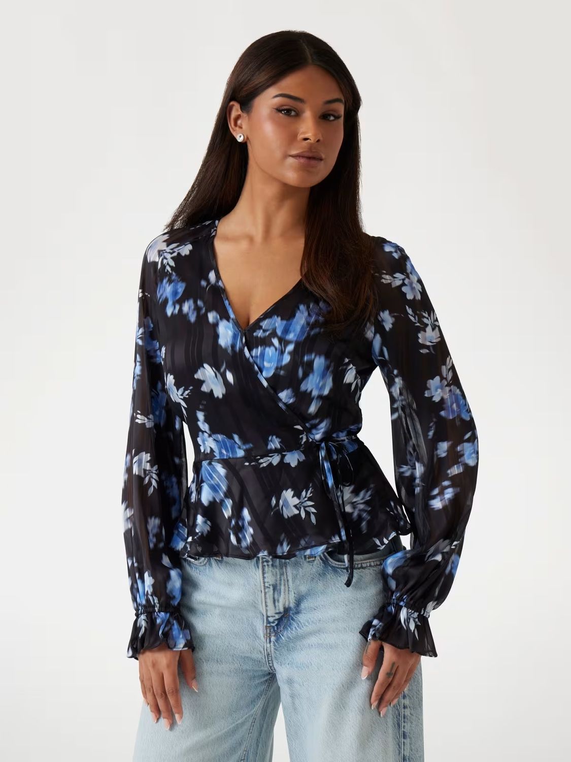 ​​V-neck crossover blouse​
