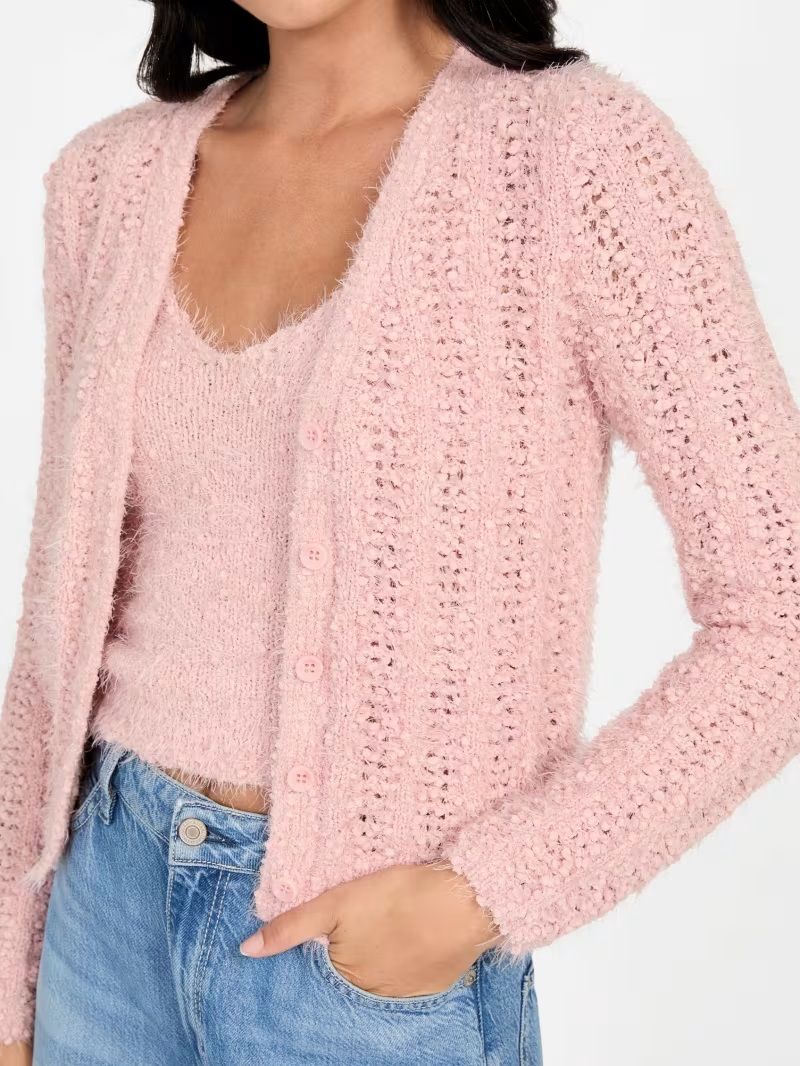 Cropped cardigan knitted
