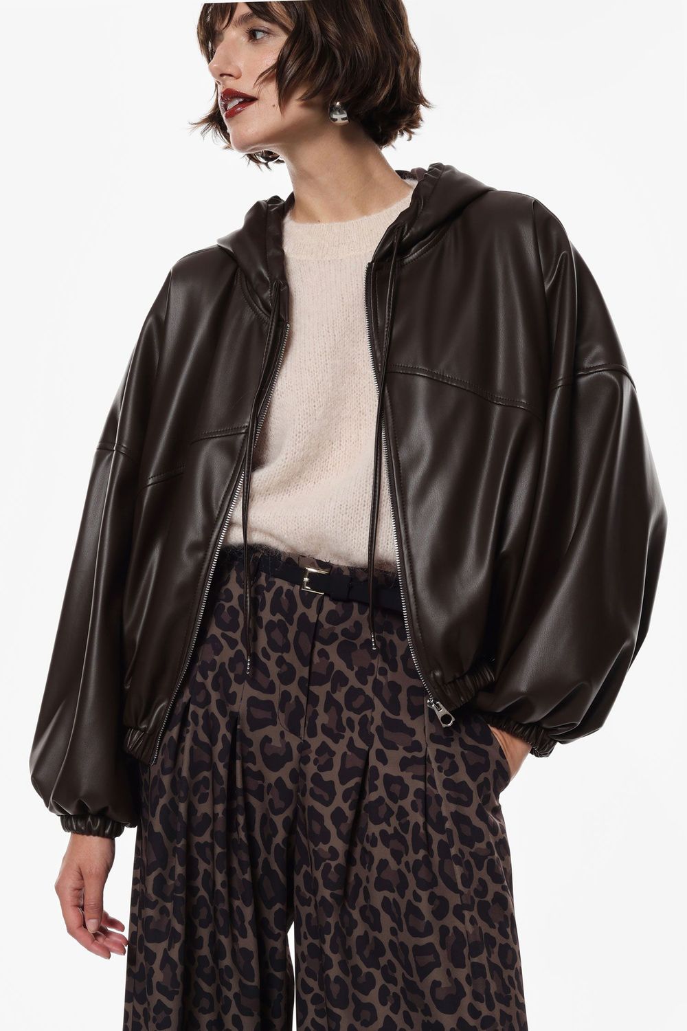 Hooded bomber jacket