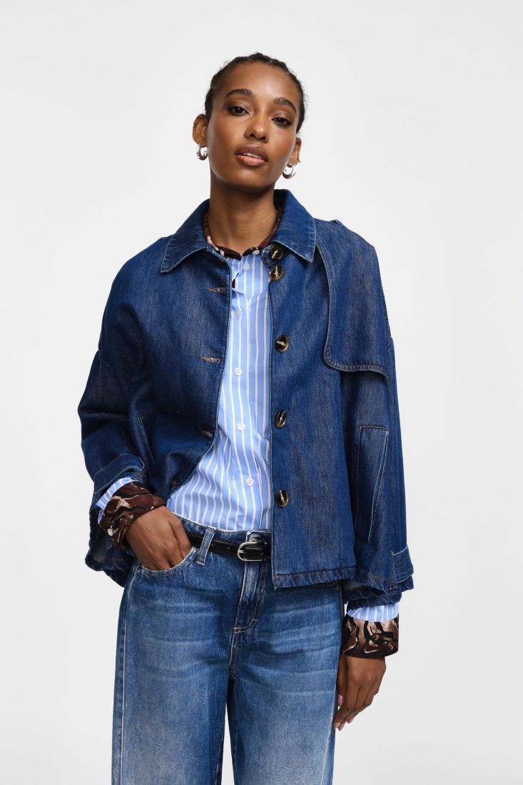 ​Regular blue denim jacket