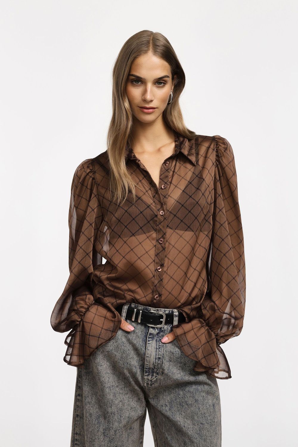​Chiffon blouse with puffed sleeves