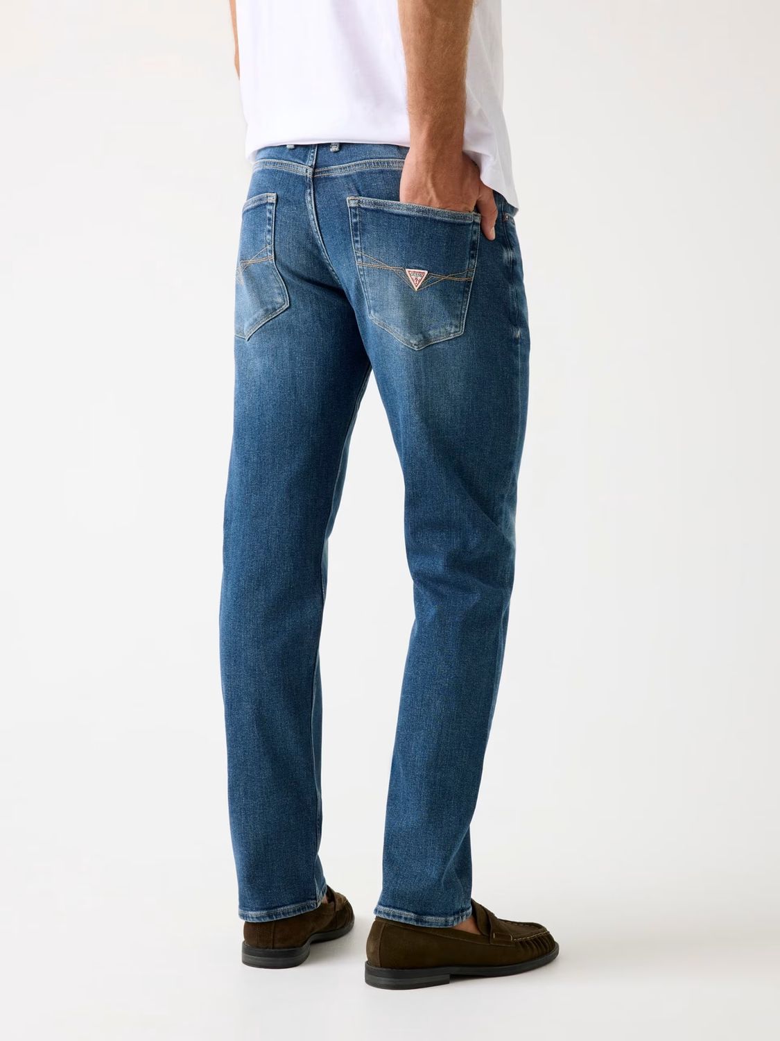 Slim jeans with a medium wash