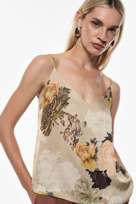 Regular floral top